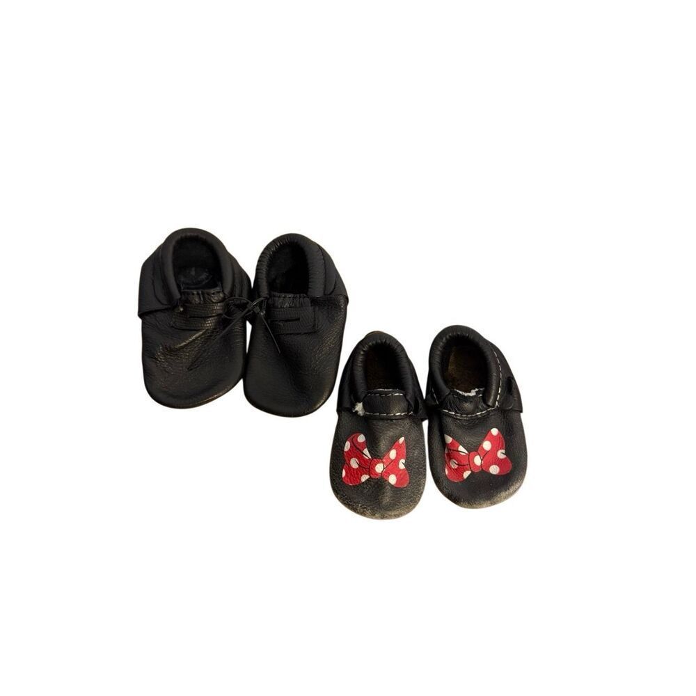 Bundle Lot of Two (2) Freshly Picked Baby Shoes Moccasin Minnie Ribbon Size 4